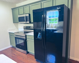 330 Lisa Bella Ln in Eubank, KY - Building Photo - Building Photo