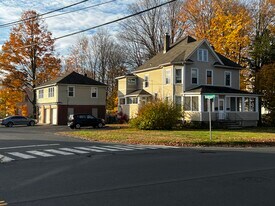 32 Washington St, Unit 1 in Bristol, CT - Building Photo