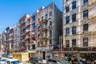 154 Mott St in New York, NY - Building Photo - Primary Photo