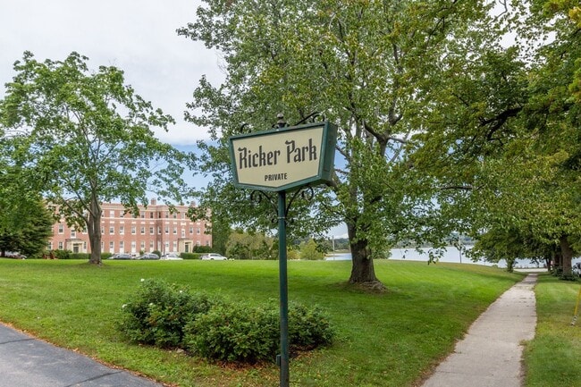 9 Ricker Park in Portland, ME - Building Photo - Building Photo