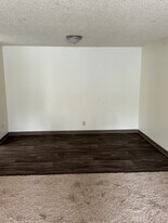 Shelli Apartments in Seattle, WA - Building Photo