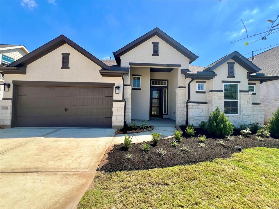 30421 Zoysia Pt Ln in Fulshear, TX - Building Photo