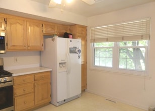 17 Theo Ln in Towson, MD - Building Photo - Building Photo