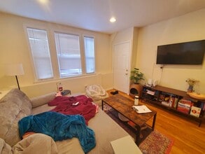 20 Magoun St in Cambridge, MA - Building Photo - Building Photo