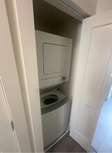 320 South St, Unit 2 in Philadelphia, PA - Building Photo - Building Photo