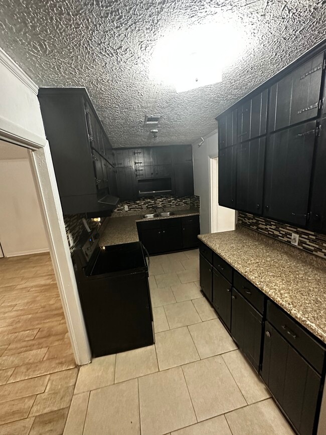 3815 Saint Charles Pl in Macon, GA - Building Photo - Building Photo