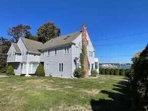 3 Westomere Terrace in New London, CT - Building Photo - Building Photo