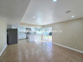 926 E Bastanchury Rd in Placentia, CA - Building Photo - Building Photo