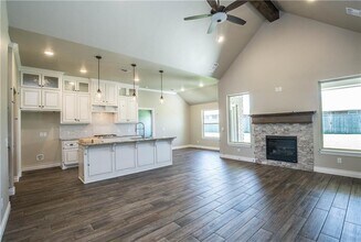 2609 Foxglove Ln in Edmond, OK - Building Photo - Building Photo