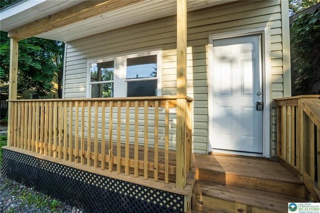 226 Fern St in Jim Thorpe, PA - Building Photo - Building Photo