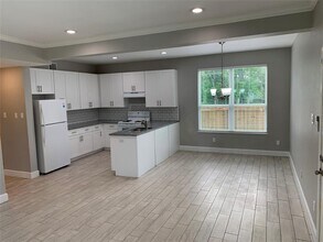 4221 Alvin St-Unit -B in Houston, TX - Building Photo - Building Photo