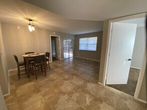 1566 SE Royal Green Cir, Unit V204 in Port St. Lucie, FL - Building Photo - Building Photo