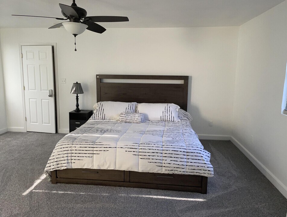 310 Elm Ave in Hampton, VA - Building Photo