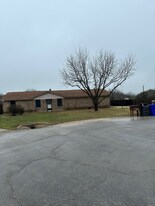 409 Skyline Cir in Lorena, TX - Building Photo