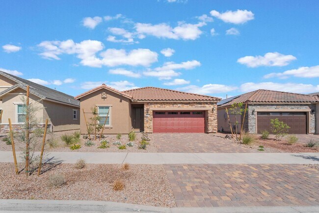 94 Cadence Crest Ave in Henderson, NV - Building Photo - Building Photo