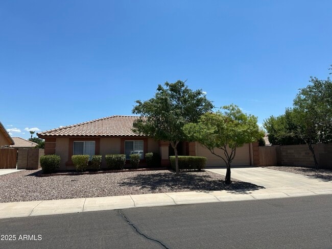 property at 2213 S Tucana Ln