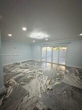 6905 W 2nd Way in Hialeah, FL - Building Photo - Building Photo