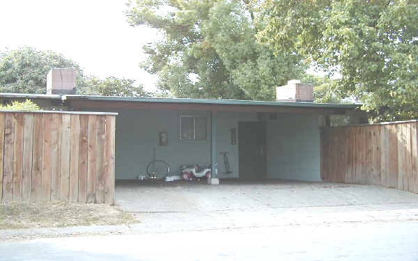 Trinity Garden  Apartments in Sacramento, CA - Foto de edificio