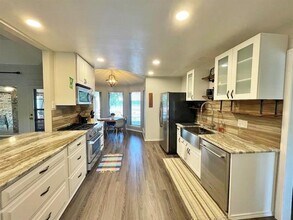 45 Co Rd 4857 in Mount Pleasant, TX - Building Photo - Building Photo