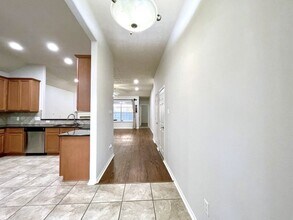 6715 Pheasant Oak Dr in Houston, TX - Building Photo - Building Photo