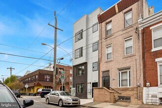 1164 S 18th St-Unit -3 in Philadelphia, PA - Building Photo - Building Photo