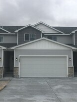 10668 N 36th E in Idaho Falls, ID - Building Photo