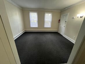 122 S Main St, Unit 3 in Oriskany Falls, NY - Building Photo - Building Photo