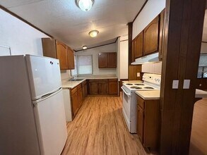 413 Ashley Ln in Roanoke, TX - Building Photo - Building Photo