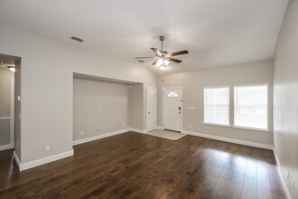 7206 S Beekman Lake Dr in Jacksonville, FL - Building Photo - Building Photo