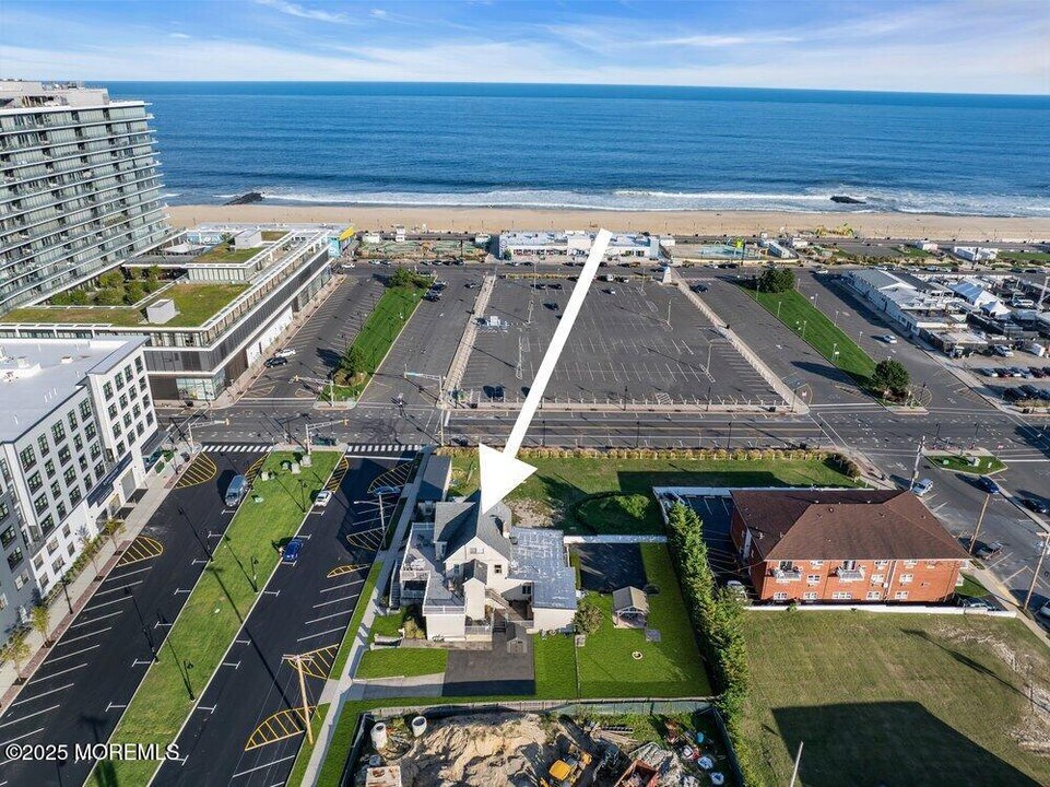 206 3rd in Asbury Park, NJ - Building Photo