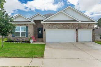 1126 Valor Walk in Crestview, FL - Building Photo - Building Photo