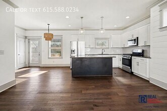 124 8th Ave in Columbia, TN - Building Photo - Building Photo