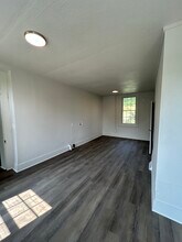 1521 Adamsville Rd in Zanesville, OH - Building Photo - Building Photo