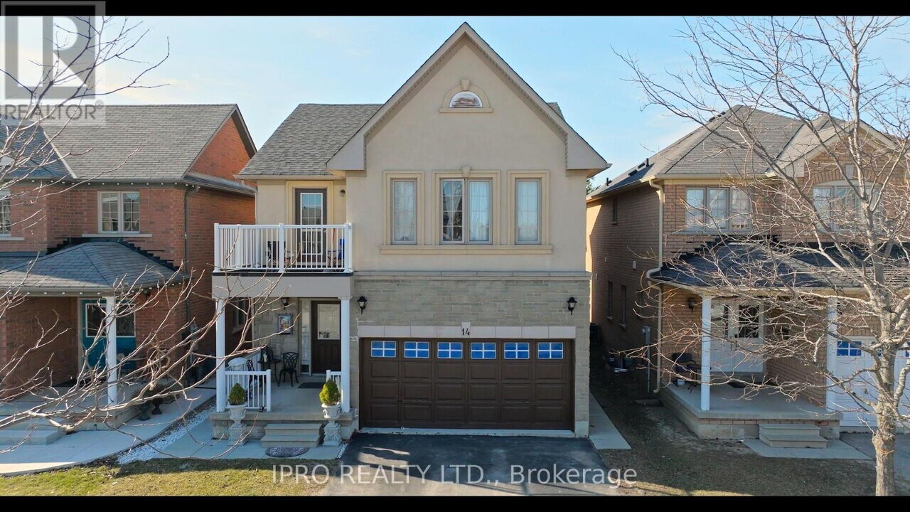 14 Vanwood Crescent in Brampton, ON - Building Photo