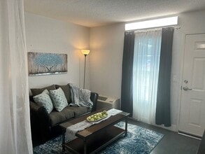 55+ Remington Apartments in Kissimmee, FL - Building Photo - Building Photo