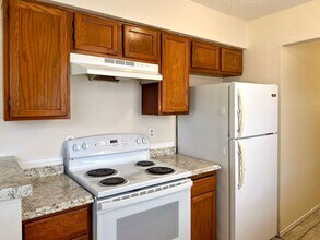 202 Renee Dr-Unit -200 in Irving, TX - Building Photo - Building Photo