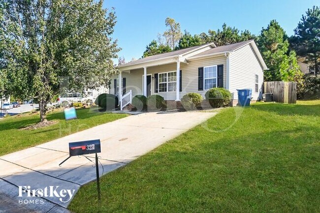 327 Olde North Church Dr in Concord, NC - Building Photo - Building Photo