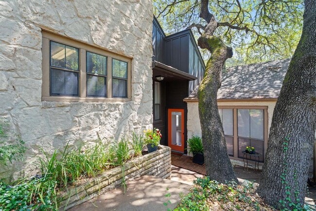 property at 6513 Cat Creek Trail
