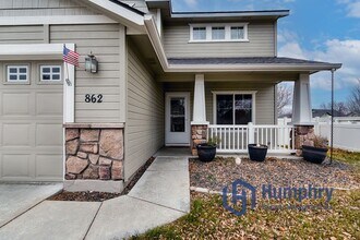 862 E Stormy Dr in Meridian, ID - Foto de edificio - Building Photo