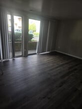 Room in Apartment on Arlyn Cir in Charlotte, NC - Building Photo - Building Photo