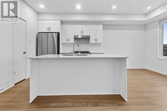 800 Roger Griffiths Ave in Ottawa, ON - Building Photo - Building Photo