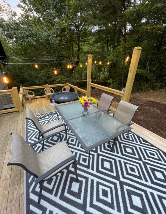 105 Stonefly Dr-Unit -5 in Cullowhee, NC - Building Photo