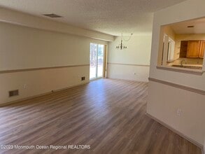 4308 Norma Pl in Toms River, NJ - Building Photo - Building Photo