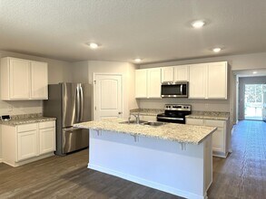 3481 Sparco Dr in Crestview, FL - Building Photo - Building Photo