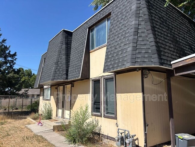 property at 814 15th St