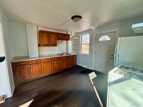 389 E King St, Unit 389 E King St in Chambersburg, PA - Building Photo - Building Photo