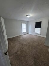 410 W Hempstead Ave in Fairfield, IA - Building Photo - Building Photo