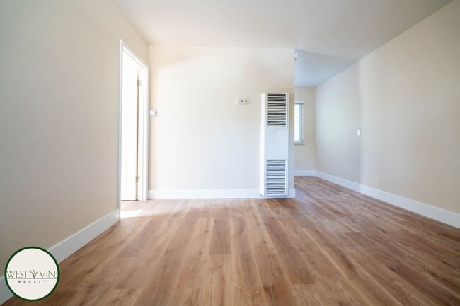 513 Pierce Rd in Menlo Park, CA - Building Photo - Building Photo