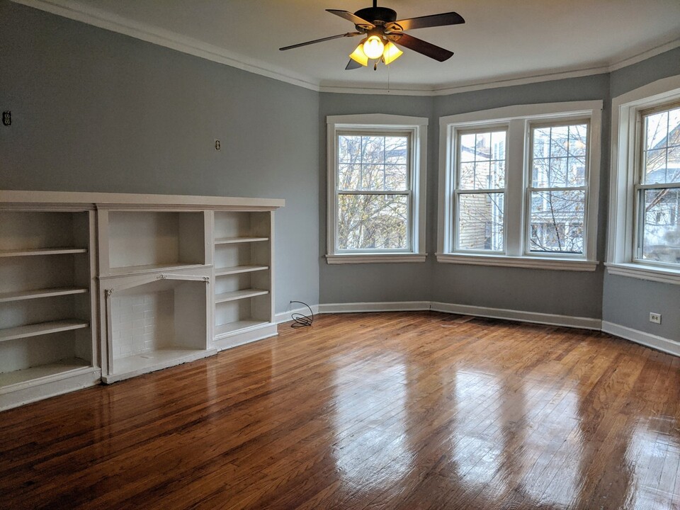 3547 W Palmer St in Chicago, IL - Building Photo