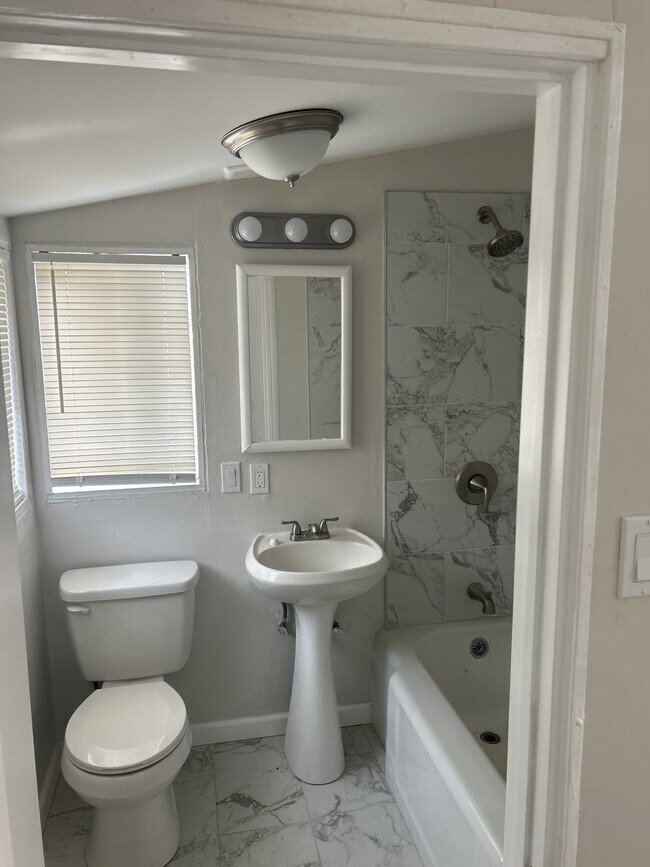 property at 719 Acacia St